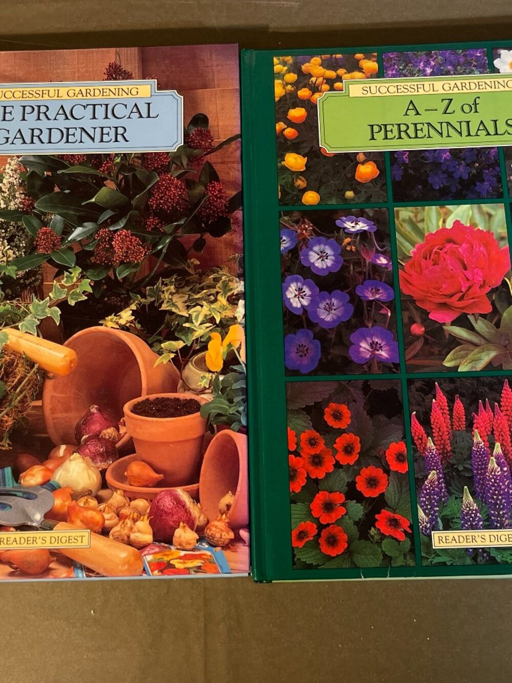 Reader's Digest The Practical Gardner and A-Z of Perennials (1559)
